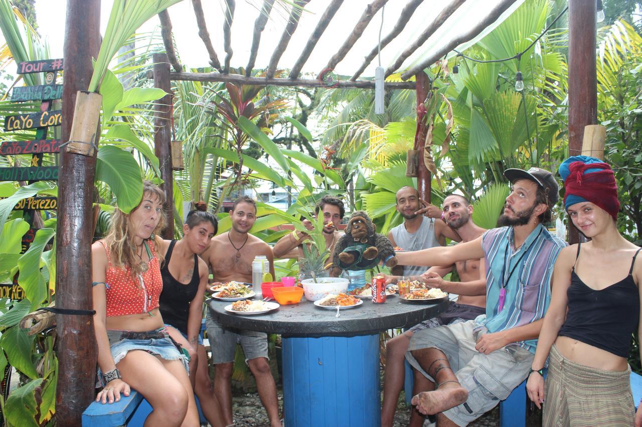 Coconut Hostel Bocas Town 외부 사진