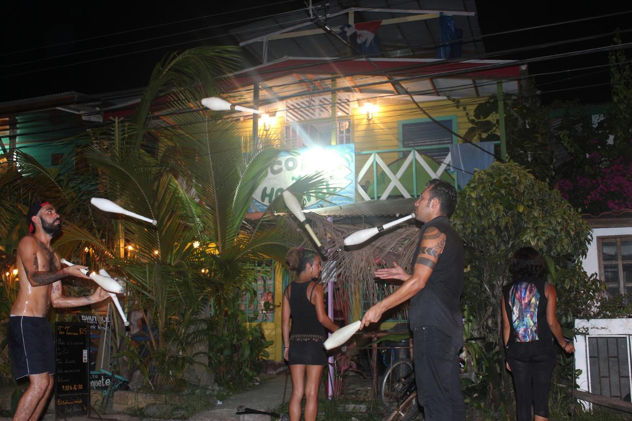 Coconut Hostel Bocas Town 외부 사진