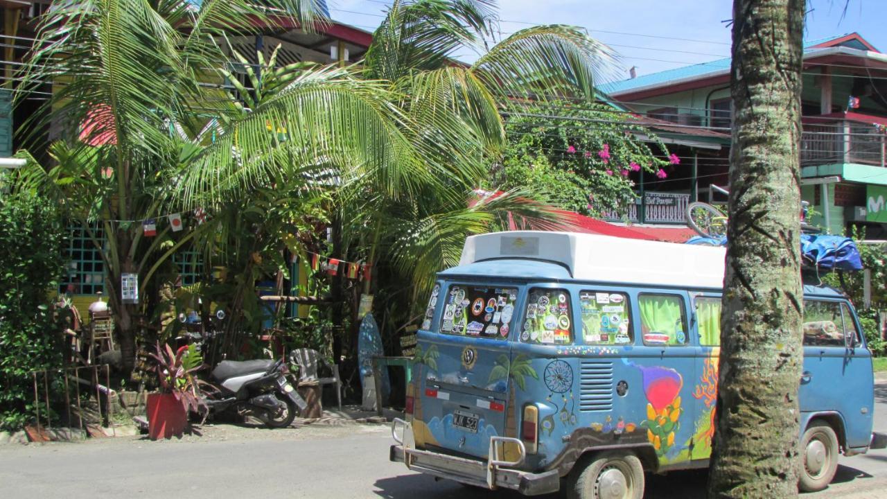 Coconut Hostel Bocas Town 외부 사진